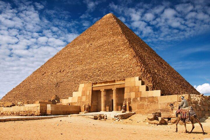From Cairo : Private Puyramids & Grand Museum day tour