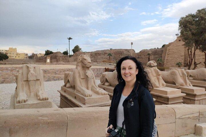 Luxor Layover Private Tour to Luxor East and West bank sightseeing with lunch