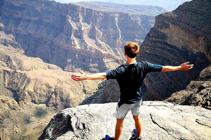 Nizwa Heritage & Jebel Shams Canyon – Private Tour from Muscat