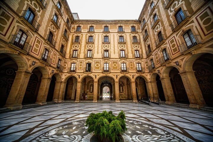 Half-Day Private Tour of Montserrat from Barcelona