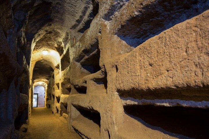 Private Tour Ancient Dark Rome: Catacombs and Aqueducts Park