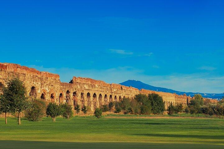 Private Tour Ancient Dark Rome: Catacombs and Aqueducts Park