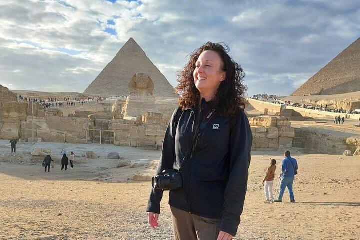 Private Tour Giza Pyramids,Sphinx ,Memphis city &Saqqara Pyramid