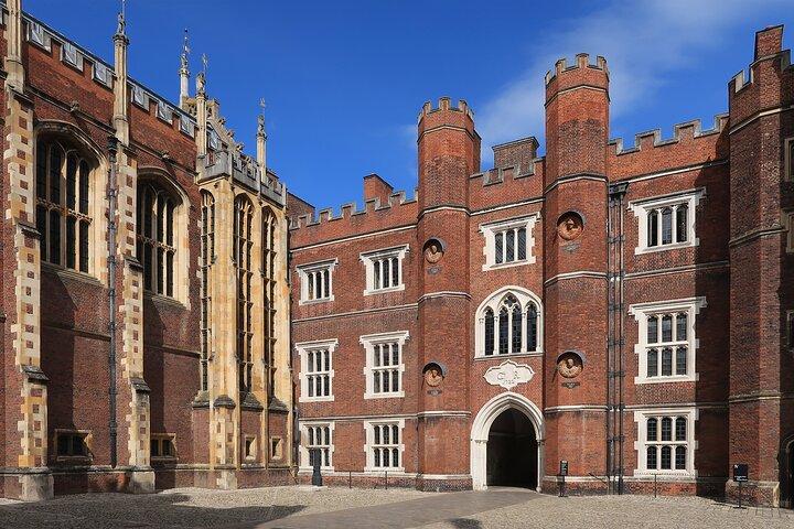 Private Tour of Hampton Court Palace with Award-Winning Architectural Historian