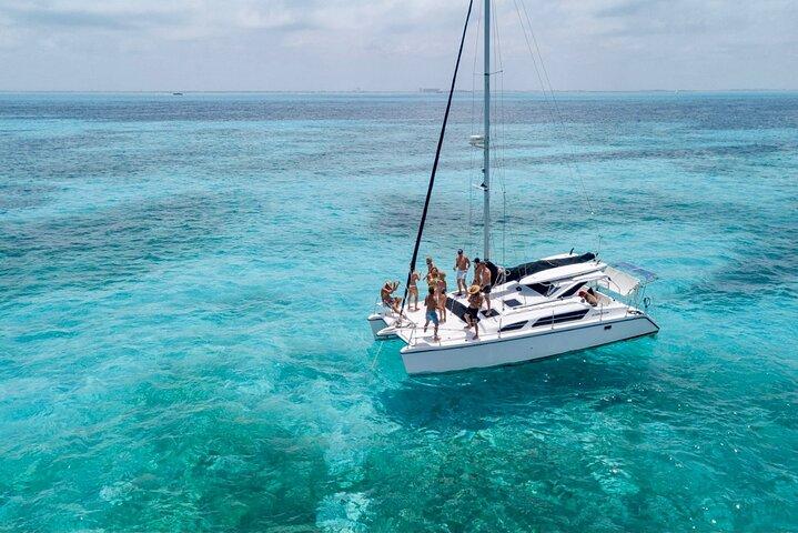 Cancun Private Catamaran Isla Mujeres Drinks Snorkeling Lunch Fun