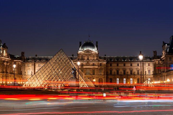 By Hour Car with Chauffeur services in Paris