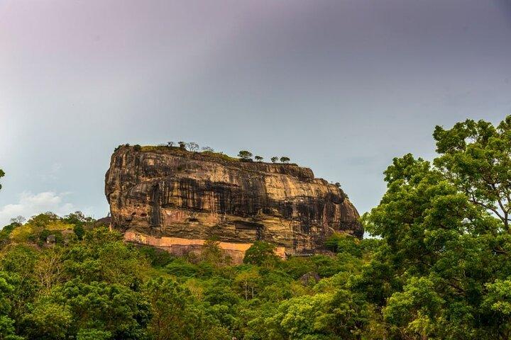 04 nights Sigiriya, Kandy & Colombo Tour in Sri Lanka