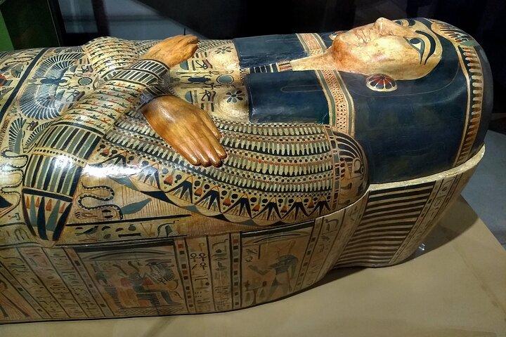 Private Egyptian Museum and Giza Pyramids Tour from Alexandria
