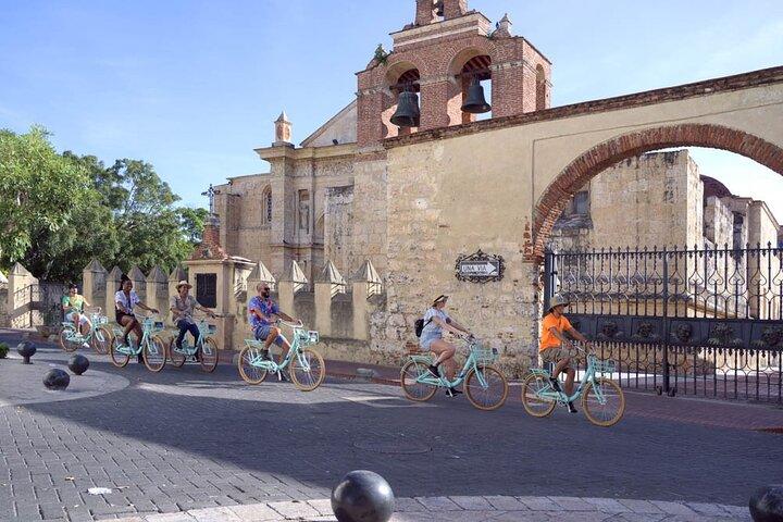 2 Hour Bike Rental Colonial Zone / Santo Domingo