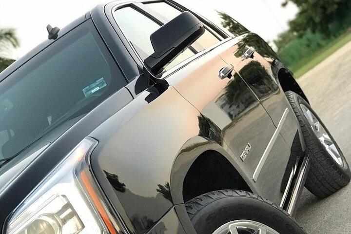 Private Transportation by SUV from the Airport to Cancun Hotel Zone