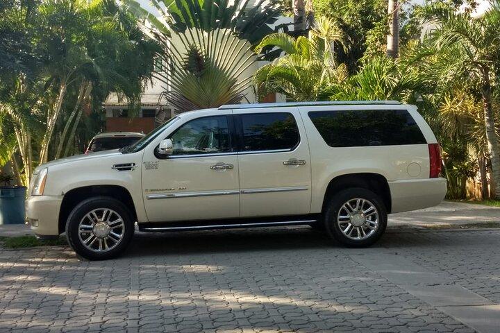 Private Transportation by SUV from the Airport to Cancun Hotel Zone