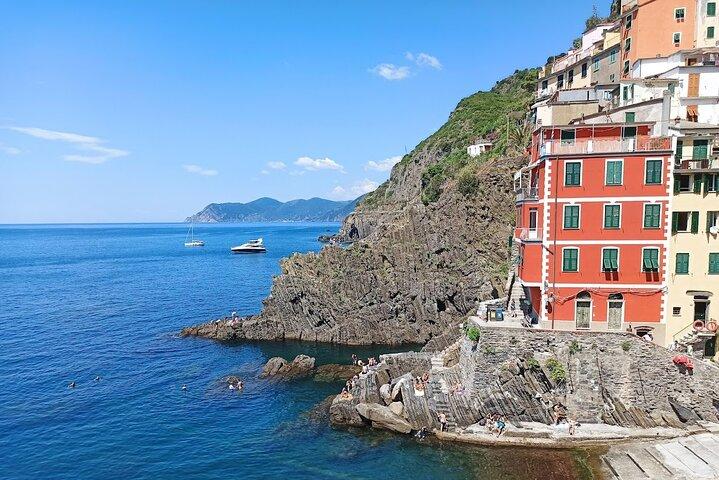 Private transfer from Florence to the Cinque Terre