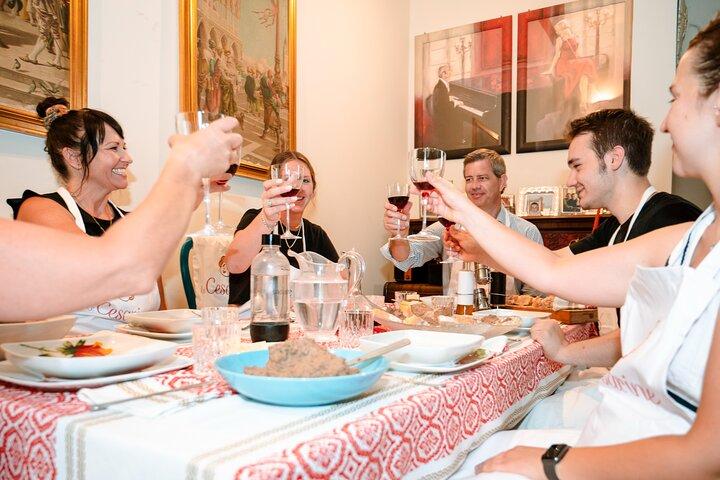 Dining Experience at a local's Home in Isola Rizza with Show Cooking