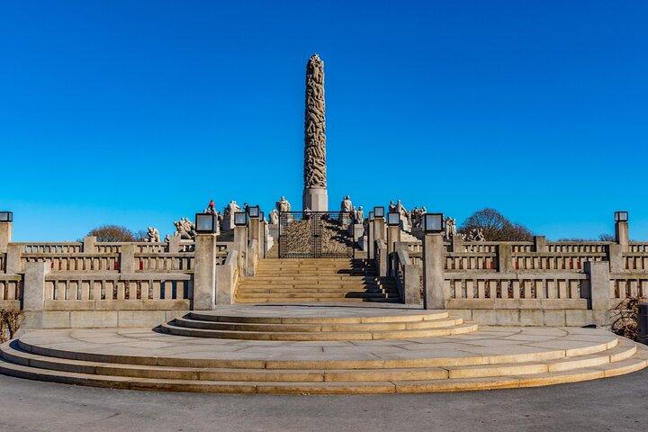 Vigeland Alien Threat in Oslo Exploration Game and Tour