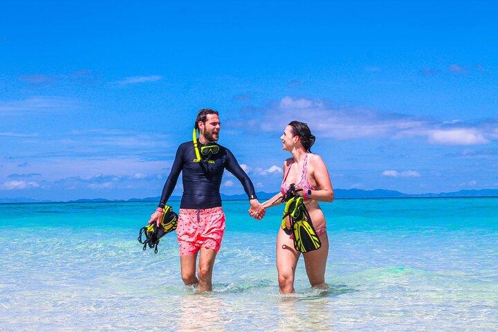 Phi Phi & Bamboo Islands w/ Lunch by Speedboat or Speed Catamaran