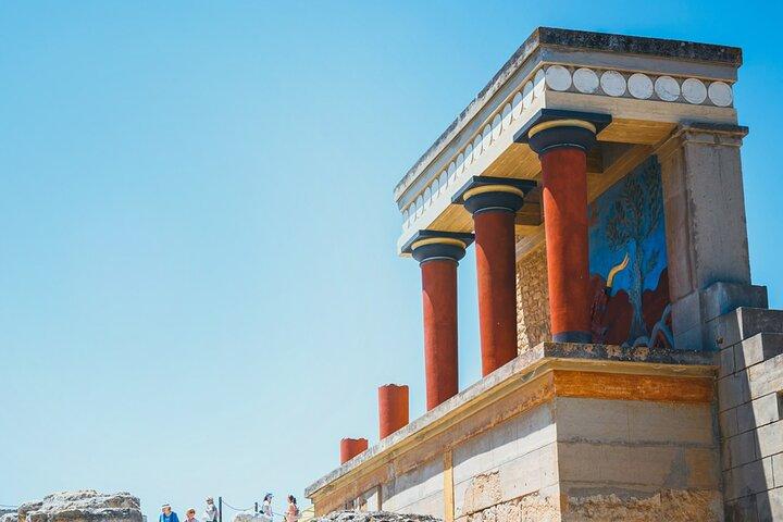 Knossos Palace & Archaeological Museum: E-Tickets with Audio Tour