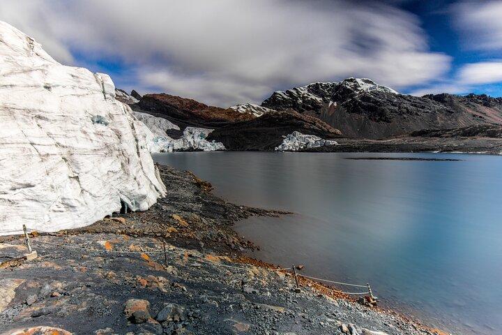 Glacier Pastoruri and Puya Raimondi Full Day Tour