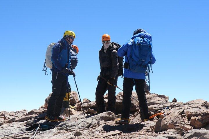 7-Day Kilimanjaro Small-Group Trekking via Machame Route