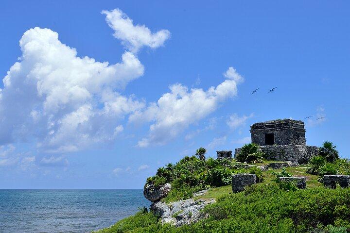 Full Day Guided Tour of Tulum and Coba, 4 places in 1 Day
