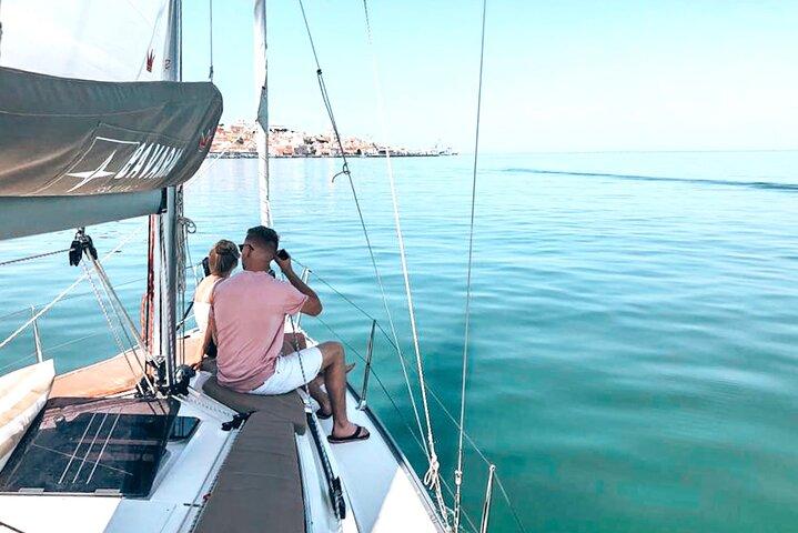 2 Hours Sailing Tour in Lisbon