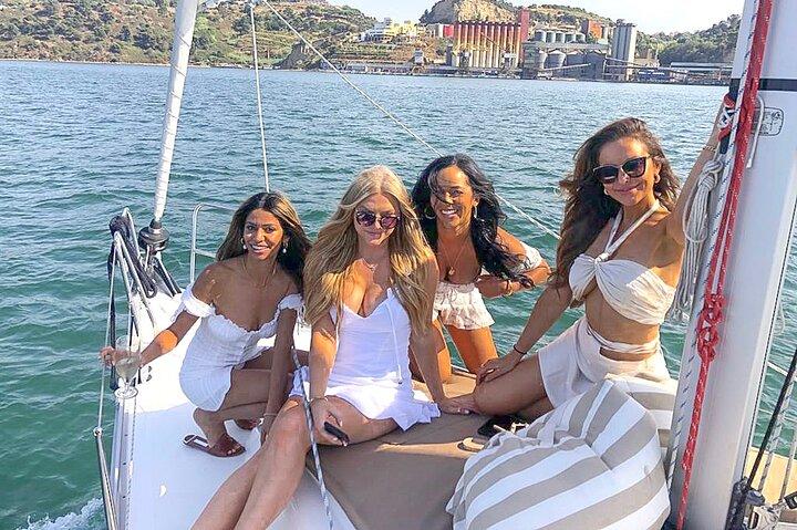 2 Hours Sailing Tour in Lisbon