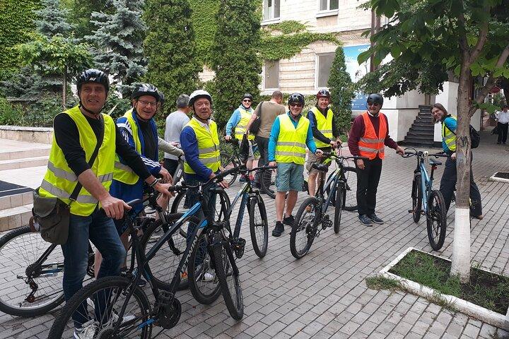 Chisinau Half Day Private Tour by Bike/eBike with Local Guide
