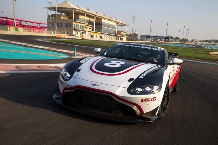 Aston Martin GT4 Passenger Ride