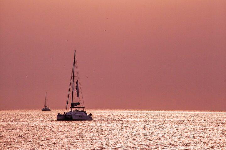 Deluxe Santorini Sailing with BBQ and Drinks Shared Tour