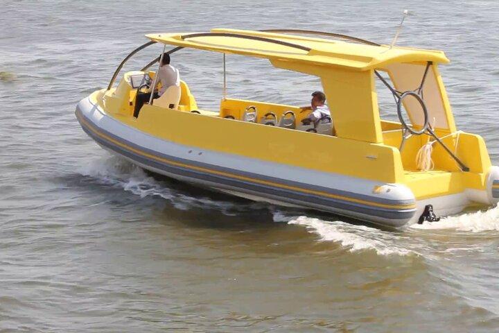 1 Hour adventure in the Nile River By Nile Taxi In Cairo
