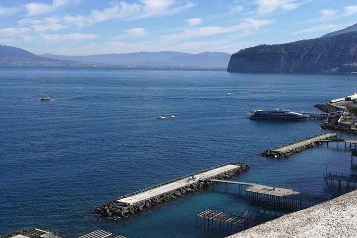 Positano, Sorrento and Pompei Tour from Naples