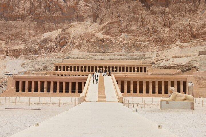 5 Days/4 Nights Nile Cruise from Luxor to Aswan with Abu Simbel