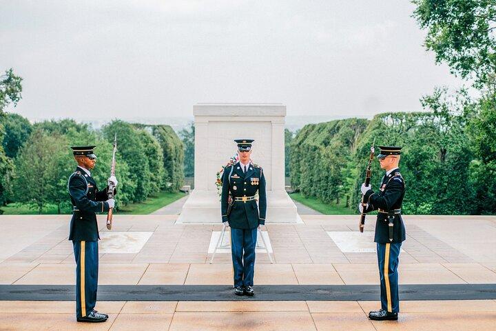 Arlington Cemetery: Changing of Guard & John F. Kennedy Gravesite