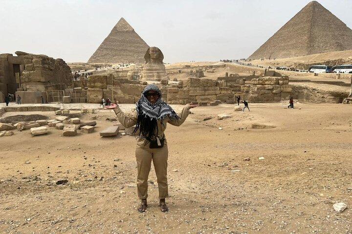 Private Tour Giza pyramids ,Sphinx ,Camel Ride and Lunch