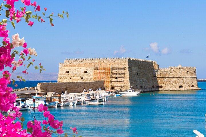 Knossos Palace & Historical Heraklion City Tour, with Old Market