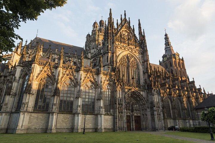 Amsterdam & Schiphol Airport to Den Bosch Private Transfer