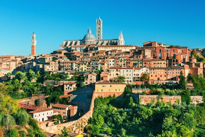 Siena Medieval Power Quest: Self-Guided Family Feud Game