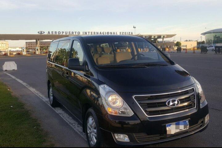 Private Transfer from Ezeiza Airport to Central Hotel and Port
