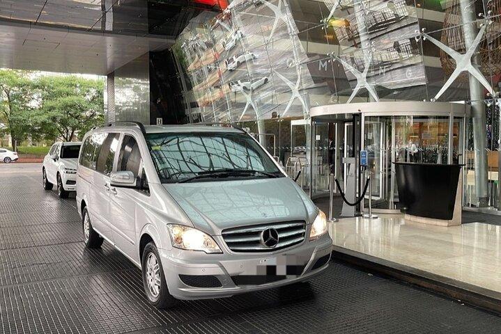 Private Transfer from Ezeiza Airport to Central Hotel and Port