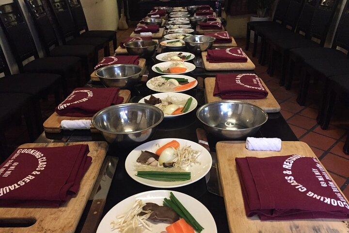 Hanoi Cooking Class and Market Tour with Chef Tien