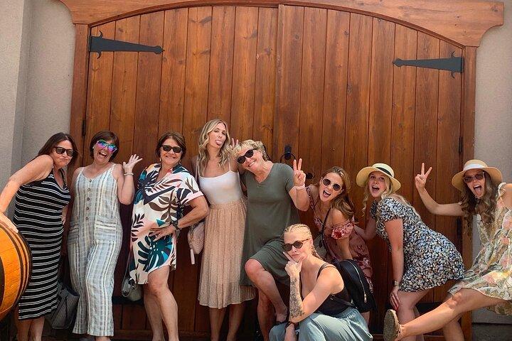 Naramata Half Day Wine Tour (Incl. Tasting Fees & Guide Grat!)