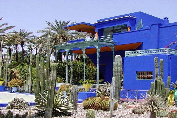 Rent Car with Driver: Marrakech City Tour