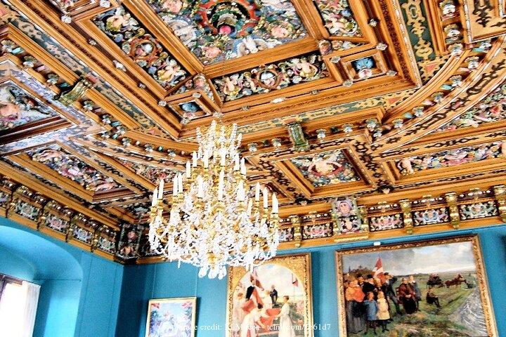 Explore Frederiksborg Castle: Private Day Trip from Copenhagen
