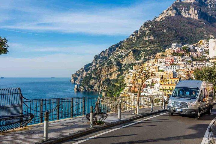 Private transfer from Naples to Sorrento or return