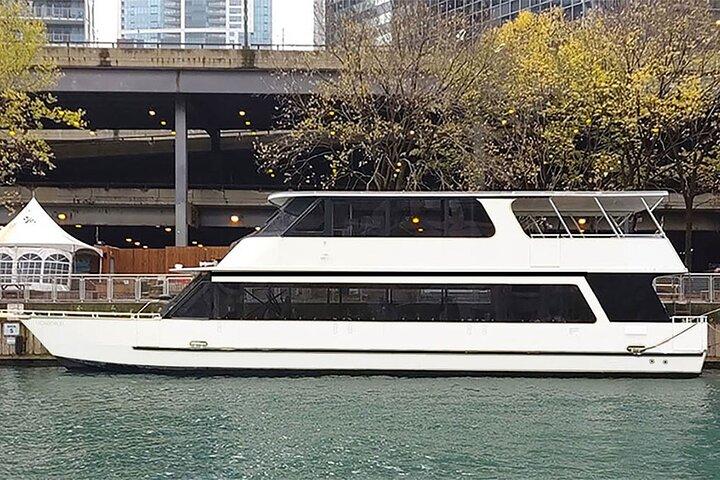 Spectacular Lake Michigan/Skyline Fireworks Party Cruise