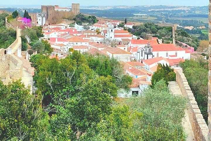 Nazaré Óbidos - Waves and History Private Tour from Lisbon