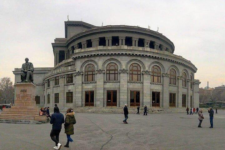 Tbilisi to Yerevan Armenia via Sevan private transfer
