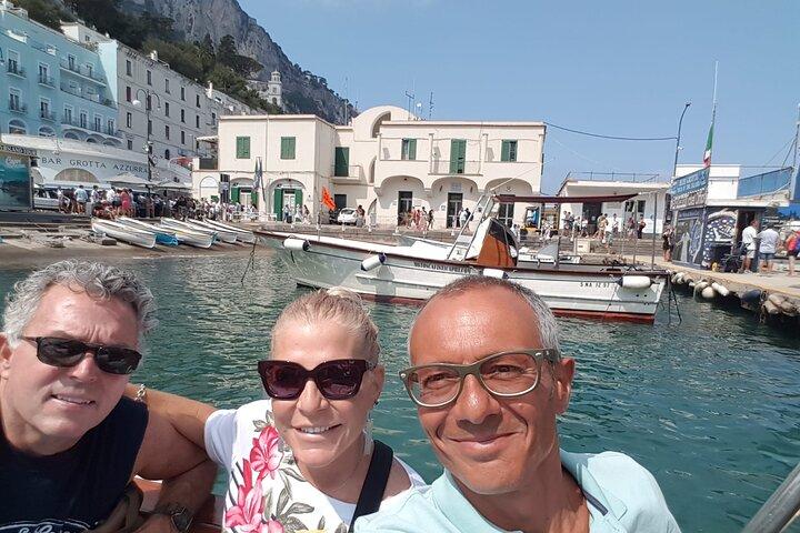 Capri Island and Blue Grotto Fullday from Rome