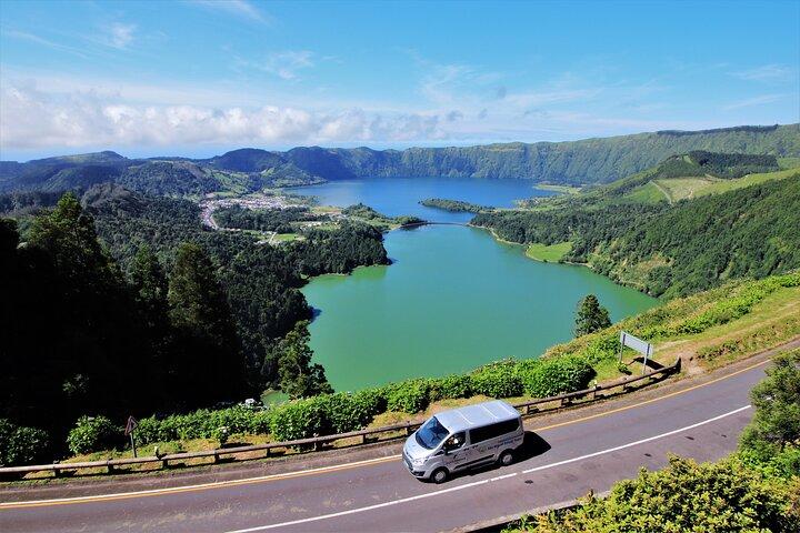 São Miguel West Highlights: Sete Cidades, Lagoa do Fogo & Lunch