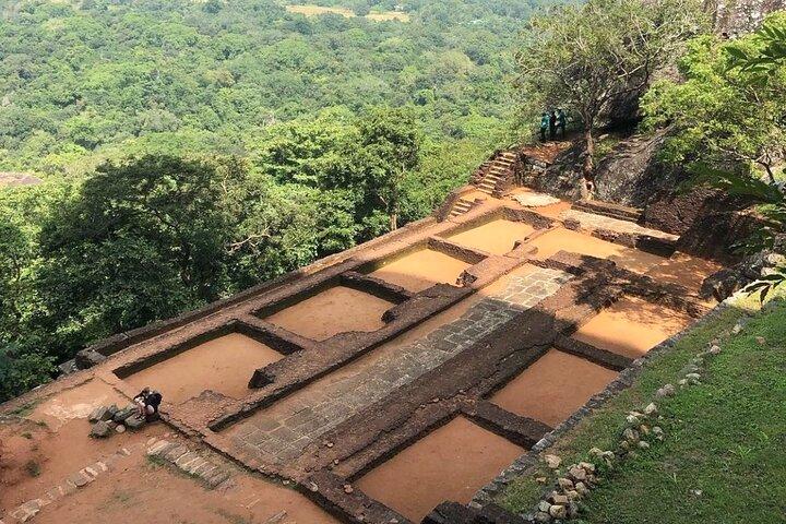 Sigiriya Rock Fortress and Cave Temples Day Trip