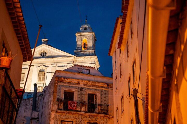 Lisbon Fado Dinner Show and Panoramic Night Tour